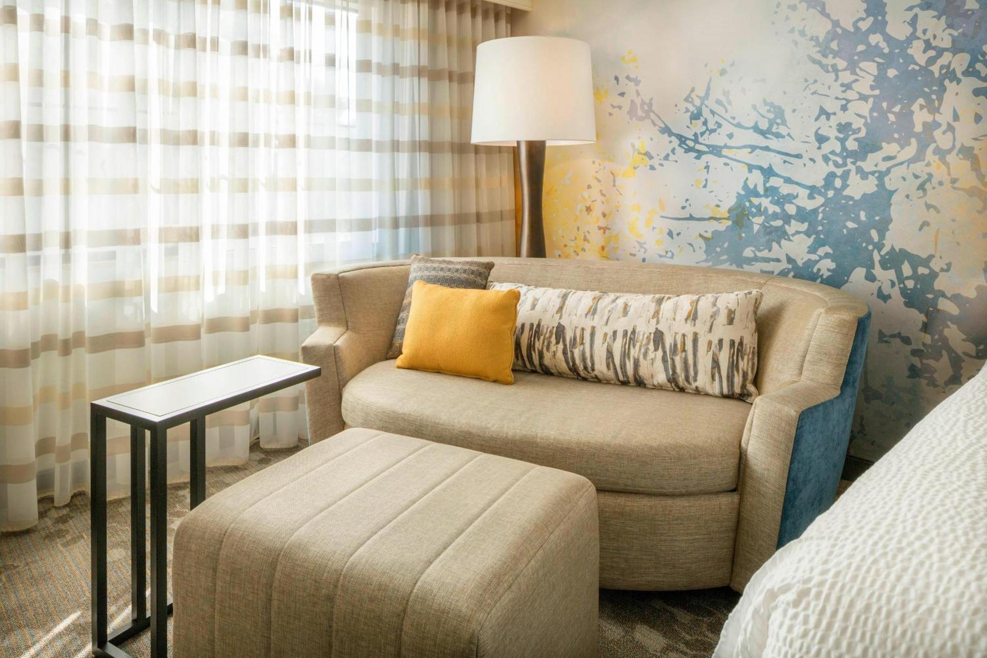 คอร์ตยาร์ด ปาโลอัลโต ลอสอัลโตส Hotel ภายนอก รูปภาพ